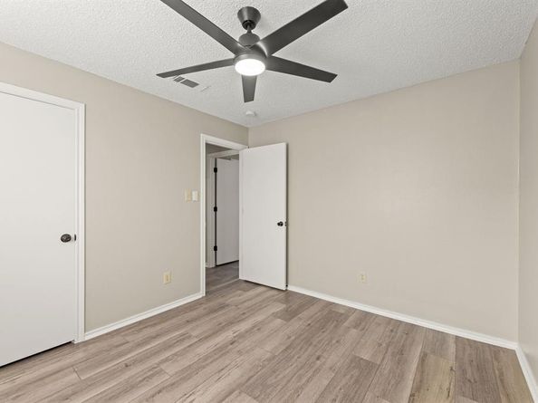 1503  Vermont Avenue , Dallas Texas 75216