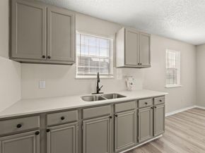 1503  Vermont Avenue , Dallas Texas 75216