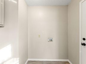 1503  Vermont Avenue , Dallas Texas 75216