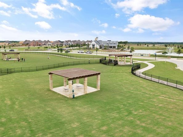 908  Bridle Path Parkway , Aubrey Texas 76227