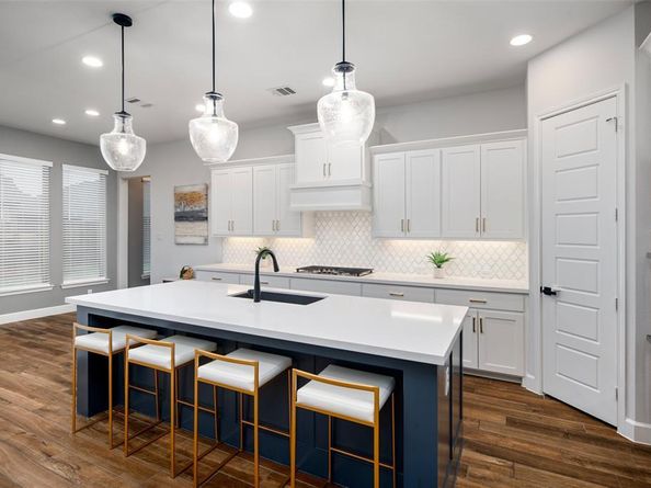 908  Bridle Path Parkway , Aubrey Texas 76227