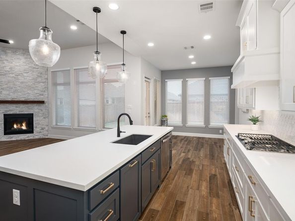 908  Bridle Path Parkway , Aubrey Texas 76227