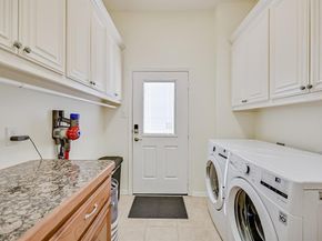 811  Mallard Pointe Drive , Grand Prairie Texas 75104