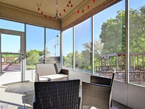 811  Mallard Pointe Drive , Grand Prairie Texas 75104