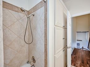 811  Mallard Pointe Drive , Grand Prairie Texas 75104