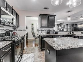 218  Streamside Drive , DeSoto Texas 75115