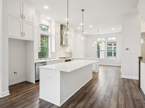 5337  Laurel Branch Drive , Dallas Texas 75209