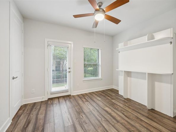 5337  Laurel Branch Drive , Dallas Texas 75209