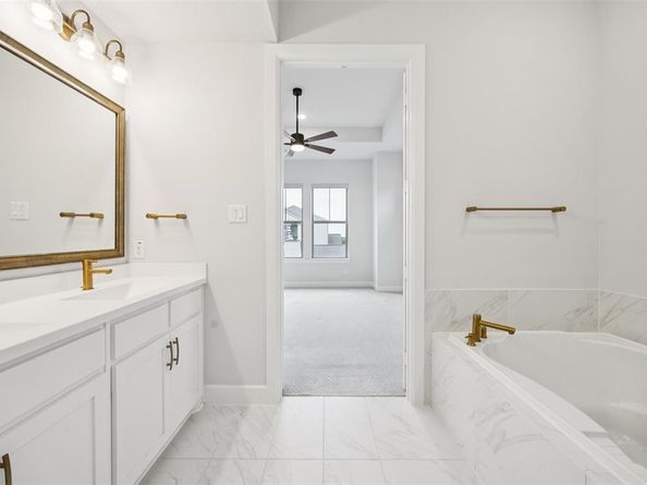 5337  Laurel Branch Drive , Dallas Texas 75209