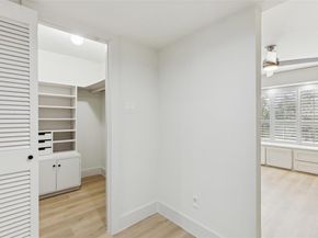 7506 W Northwest Highway  9, Dallas Texas 75225