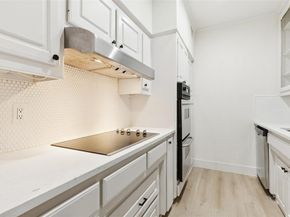 7506 W Northwest Highway  9, Dallas Texas 75225