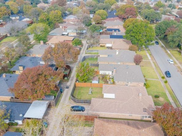 445  Brookfield Drive , Garland Texas 75040