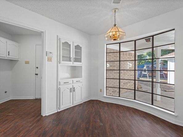 445  Brookfield Drive , Garland Texas 75040