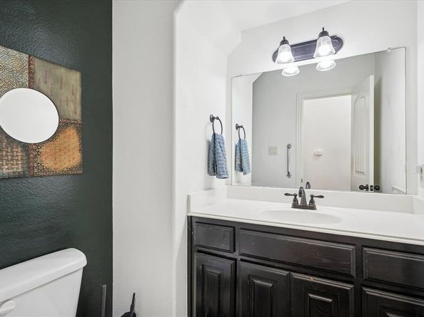 1131  Charleston Lane , Savannah Texas 76227