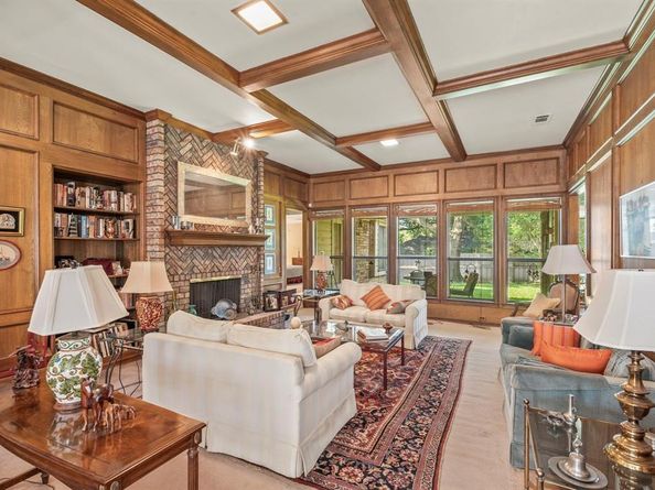 2704  Colonial Circle , McKinney Texas 75072