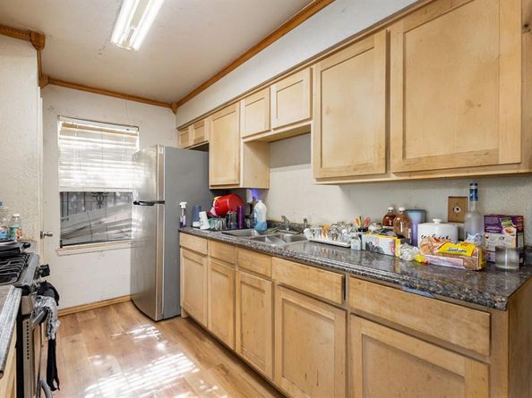 3462  Pebbleshores Drive , Dallas Texas 75241
