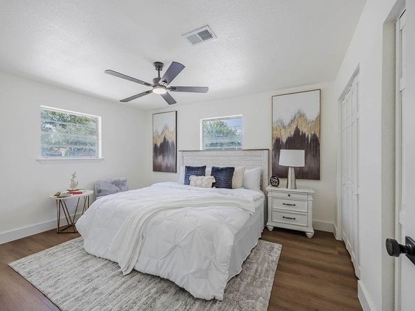 1202  Ryan Avenue , Carrollton Texas 75006