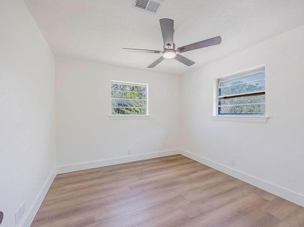 1202  Ryan Avenue , Carrollton Texas 75006