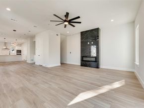 1121  Muncie Avenue , Dallas Texas 75212