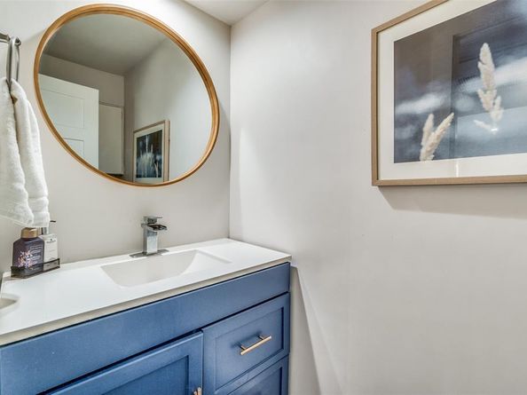 4347  Dickason Avenue  110, Dallas Texas 75219