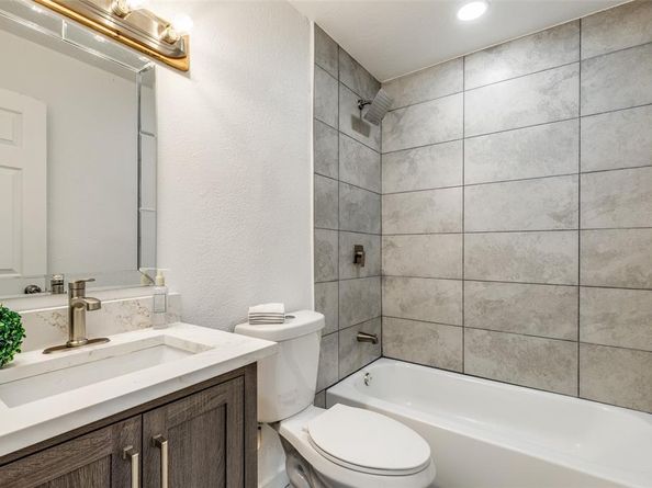 3657  High Vista Drive , Dallas Texas 75234