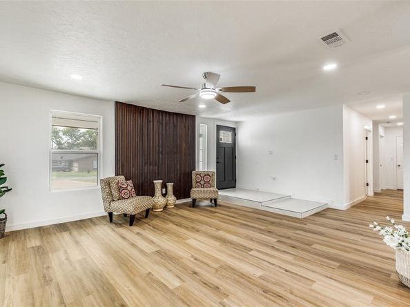 3657  High Vista Drive , Dallas Texas 75234