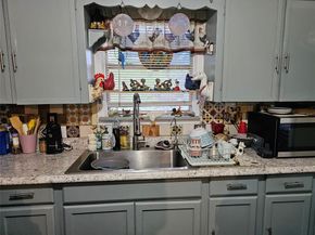 645 NW 10th Street , Grand Prairie Texas 75050