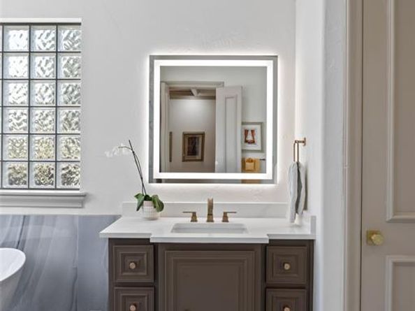 401  Wyndemere Boulevard , Heath Texas 75032