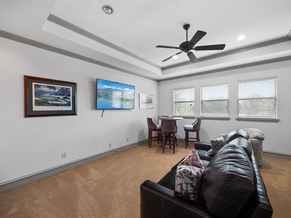 401  Wyndemere Boulevard , Heath Texas 75032