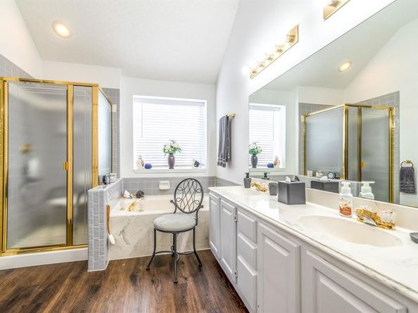 1733  Sheffield Drive , Garland Texas 75040