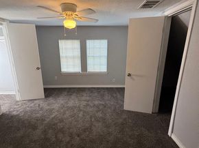 2115  Roanoke Avenue , Dallas Texas 75235