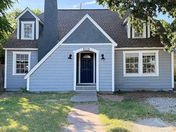 2115  Roanoke Avenue 