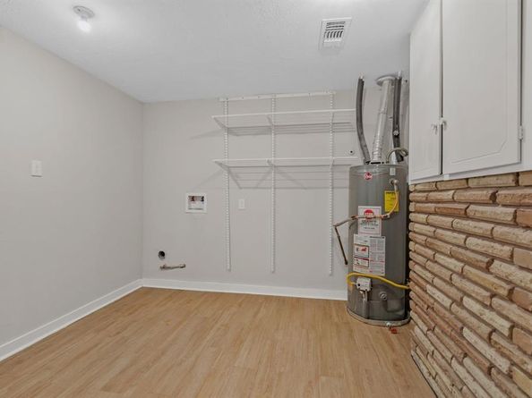 1204  Elby Street , Irving Texas 75061