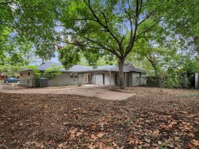 1204  Elby Street , Irving Texas 75061