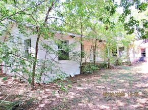 424 E Lawson Road , Dallas Texas 75253