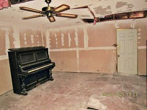 424 E Lawson Road , Dallas Texas 75253