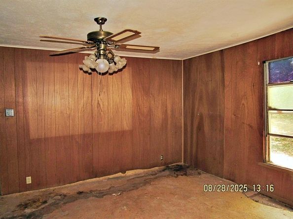 424 E Lawson Road , Dallas Texas 75253