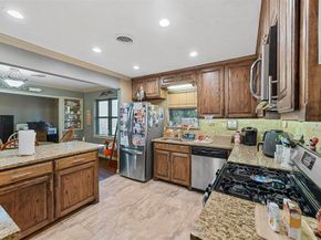 1521  Southwood Boulevard , Arlington Texas 76013