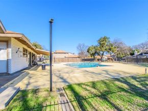 708  Arrowhead Circle , Garland Texas 75043