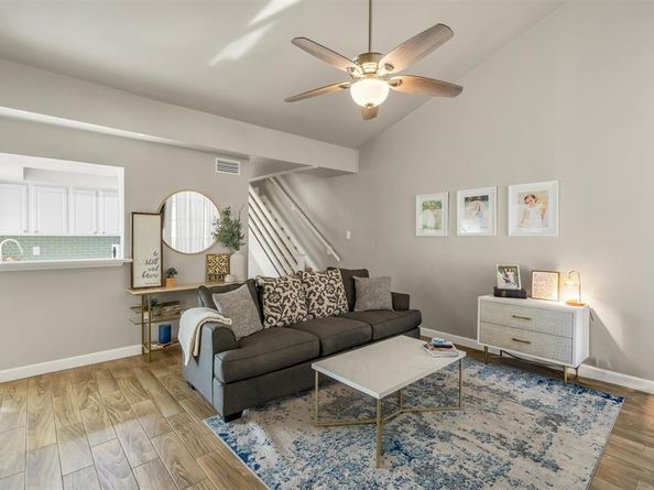 708  Arrowhead Circle , Garland Texas 75043