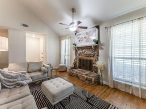 5027  Buttonwood Lane , Garland Texas 75043
