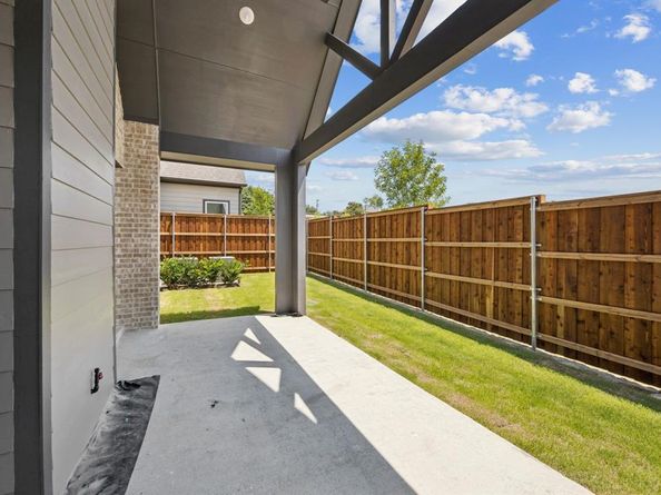 9348  Charlie Lane , Dallas Texas 75238