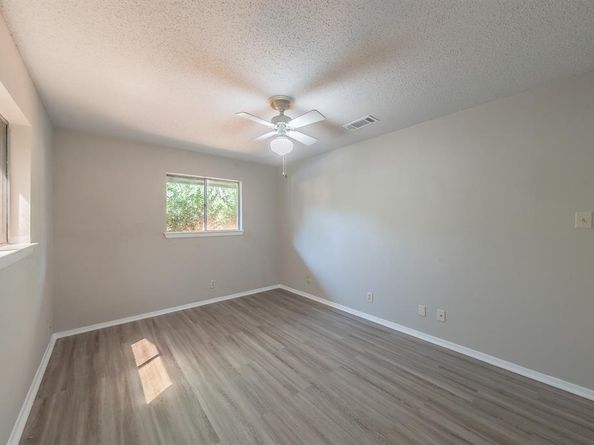 3316  Sheffield Drive , Arlington Texas 76013