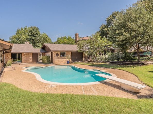 3316  Sheffield Drive , Arlington Texas 76013