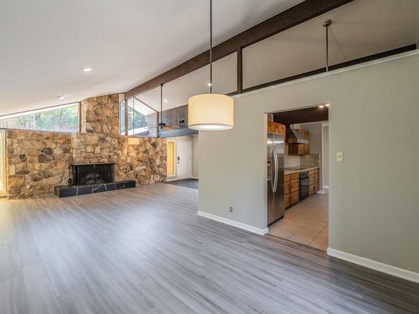 3316  Sheffield Drive , Arlington Texas 76013