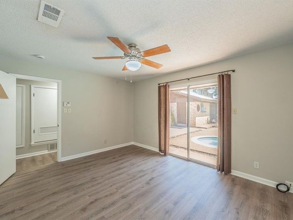 3316  Sheffield Drive , Arlington Texas 76013