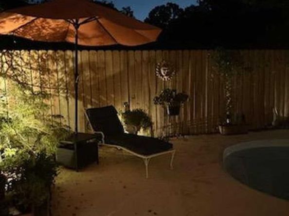 8493  Swift Avenue , Dallas Texas 75228
