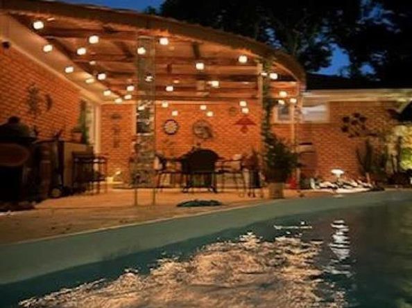 8493  Swift Avenue , Dallas Texas 75228