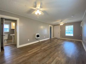 824  Karnes Street , Fort Worth Texas 76111