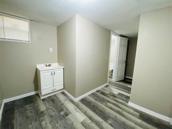 824  Karnes Street , Fort Worth Texas 76111